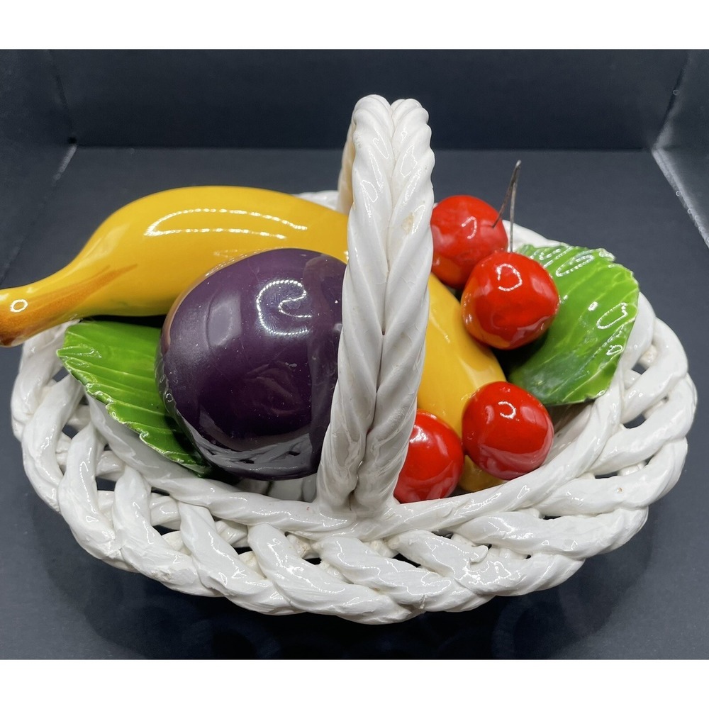 Vintage Capodimonte Porcelain Fruit Basket Plum Cherries Banana. Made‎ in Italy - Picture 2 of 5